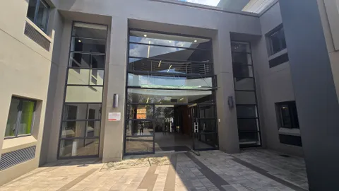 12 Millennium Blvd, Strubensvallei